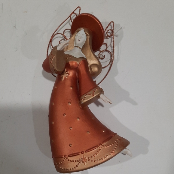 Russ Golden Renaissance Angels - Picture 4 of 9